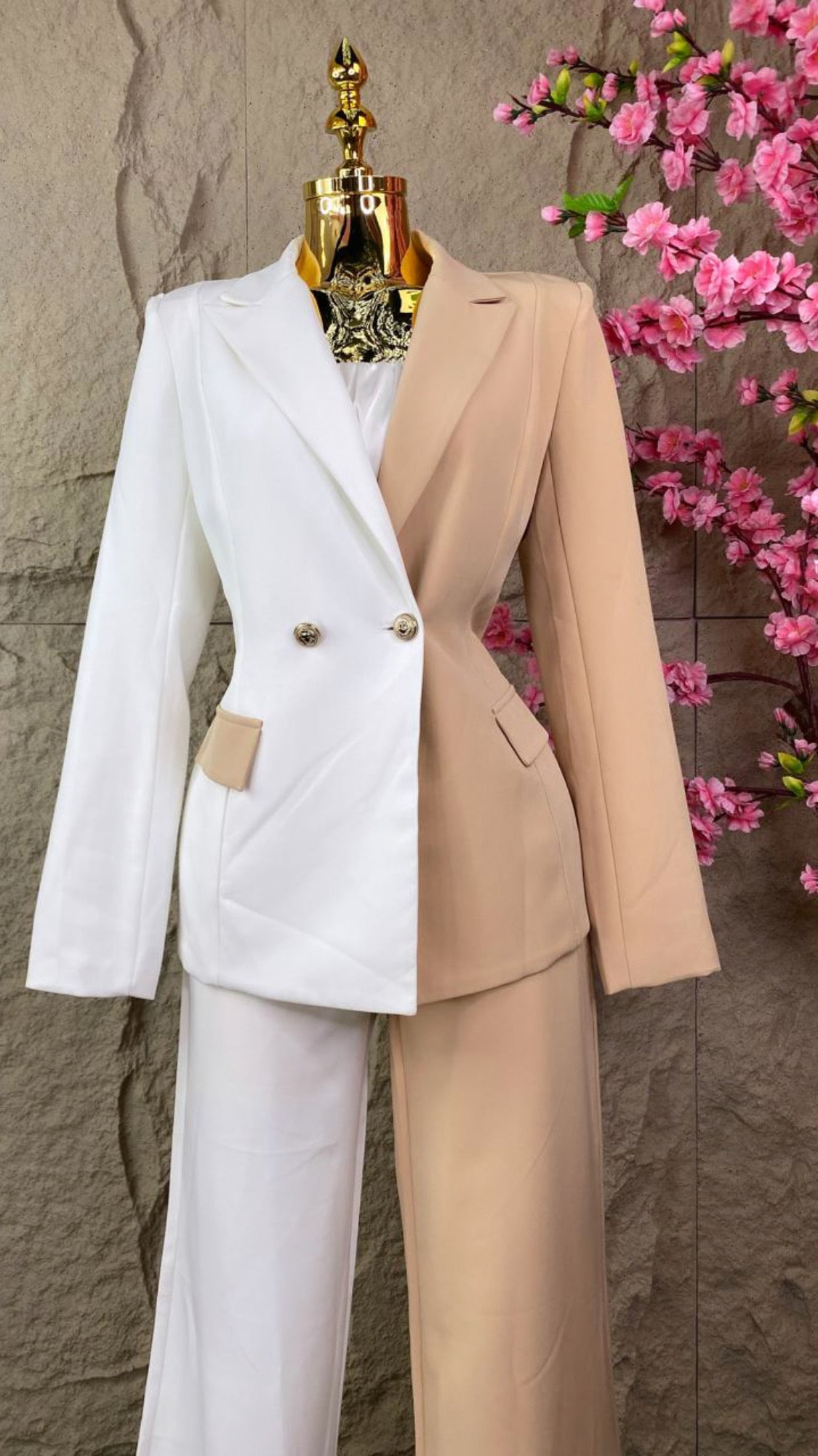 Ensemble AVA – Dualité & Élégance